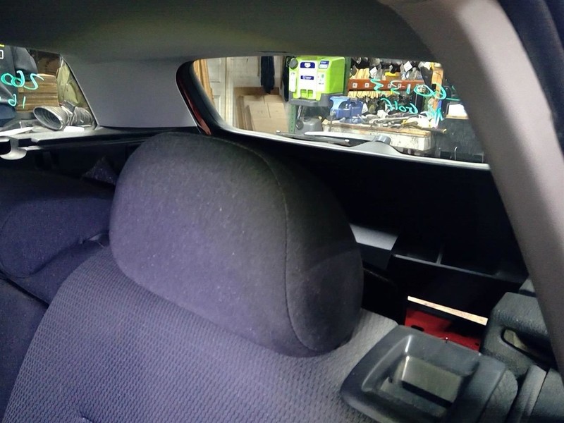 GOLF Wagon 2016-2019 3 Rear Headrests 1779929