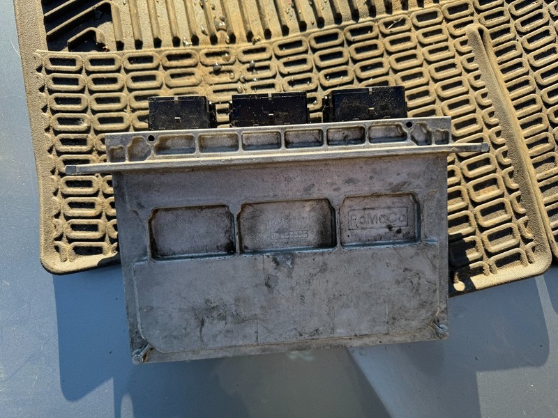 10-11 FORD FOCUS ENGINE COMPUTER ECU PCM 2.0 A/T AS4Z-12A650-ARB