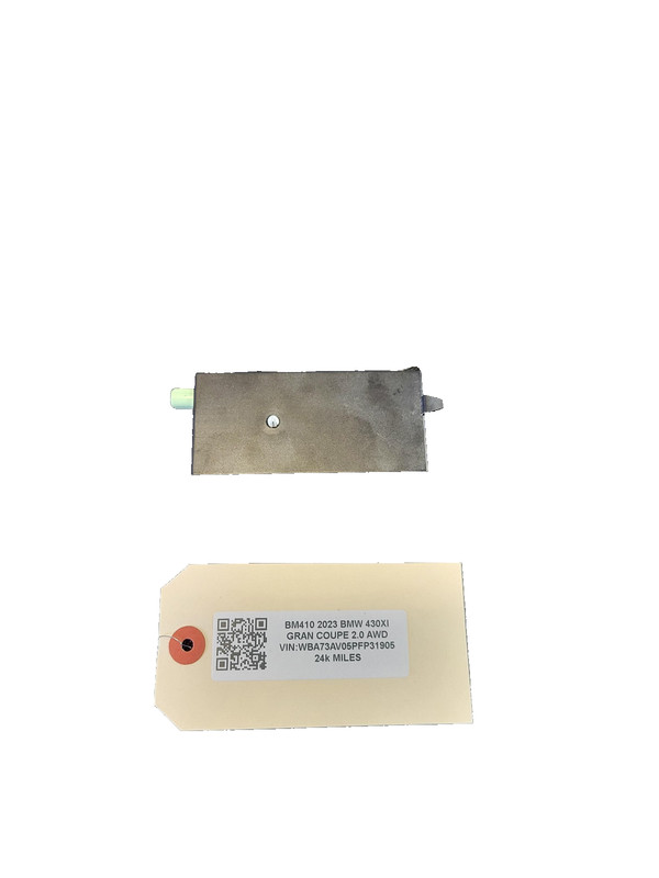 Used Oem BMW Right Passenger Rear Antenna Amplifier 2023-2025 430Xi Gran Coupe