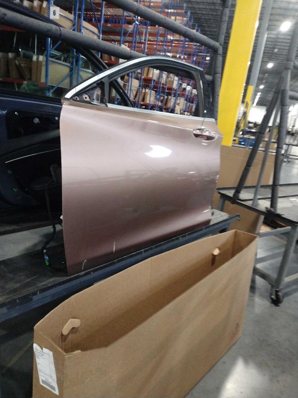 2017 INFINITI QX30 Left Front Door Brown 658280 77K Miles OEM Used Part