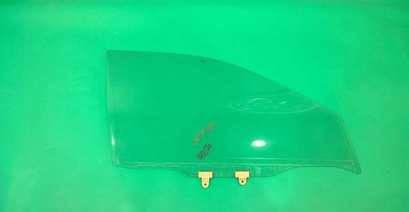 96 97 98 99 INFINITI I30 PASSENGER RIGHT FRONT WINDOW DOOR GLASS OEM 2879-58