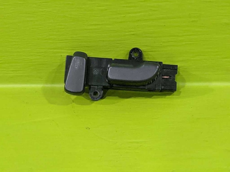 11 12 13 M37 DRIVER LEFT FRONT SEAT ADJUST SWITCH OEM 3802-31