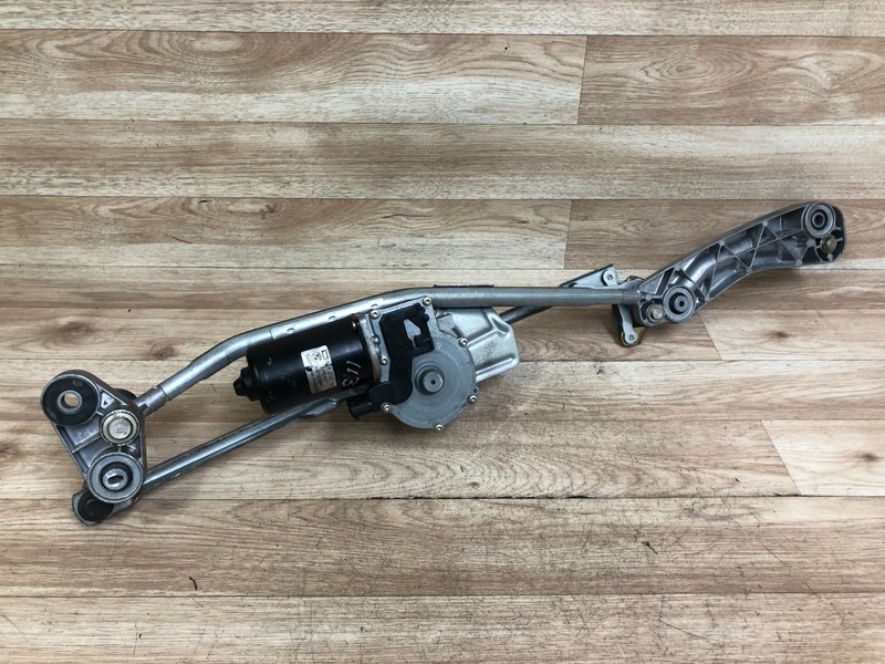 BMW E39 525 528 530 540 M5 OEM FRONT WINDSHIELD WIPER WITH MOTOR 1997-2003 3