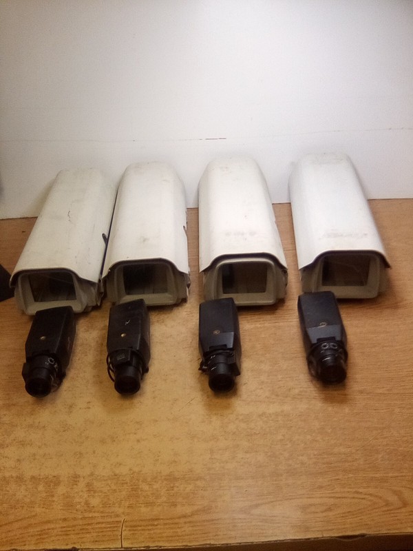 Lot Of 4 Ultrak KHTM12N3 Security Camera Housing W/ KC552BCN CCD Color Cameras