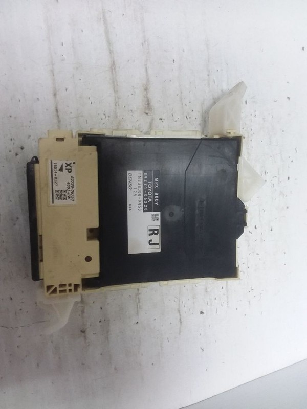 Multiplex Network Control Module Left Hand Dash Fits 15-17 CAMRY 89221-06220