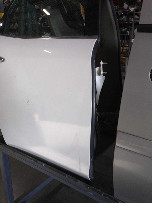 2011 INFINITI M37 Right Rear Door White OEM Used 475352 149K Miles
