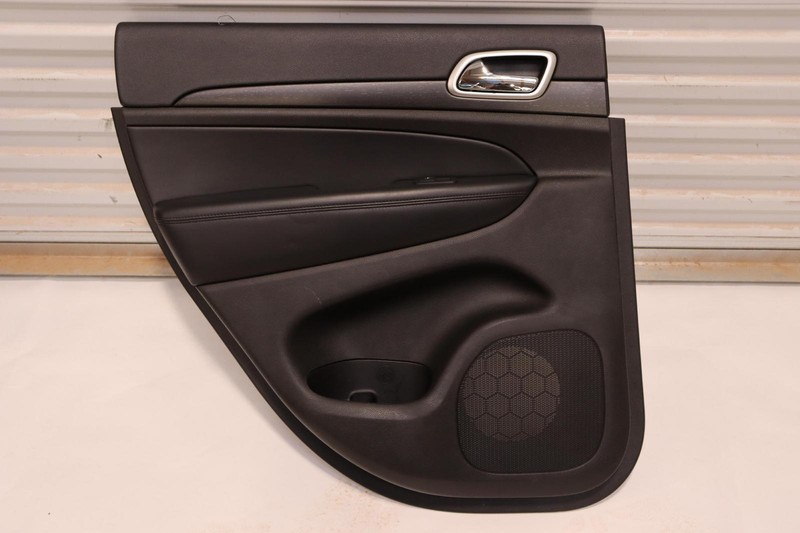 2014-2017 JEEP GRAND CHEROKEE REAR LEFT SIDE DOOR PANEL TRIM COVER OEM