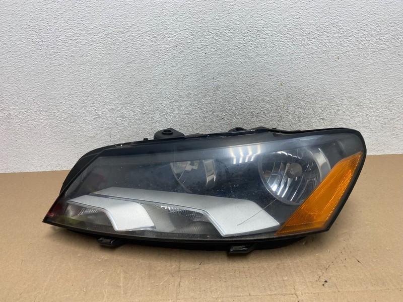 2012-2015 Volkswagen Passat Left Driver LH Side Halogen Headlight TYC AE6745 DW