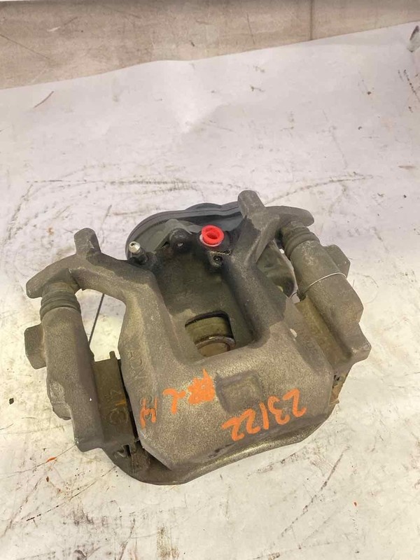Caliper TOYOTA CAMRY Left 18 19 20 21 22 23