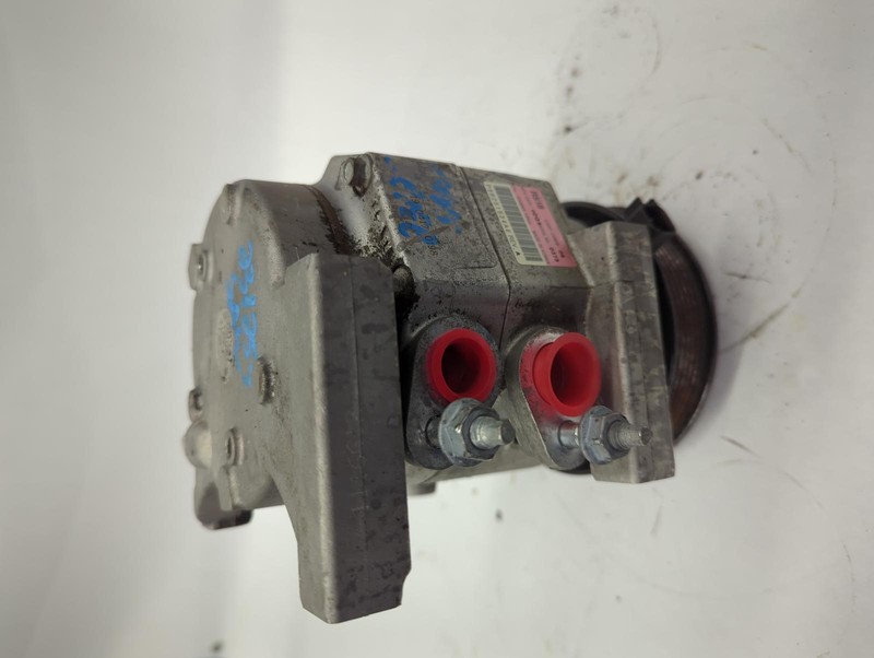 2019 JEEP GRAND CHEROKEE AC Compressor 3.6L 84k miles OEM 16 17 18 19 20
