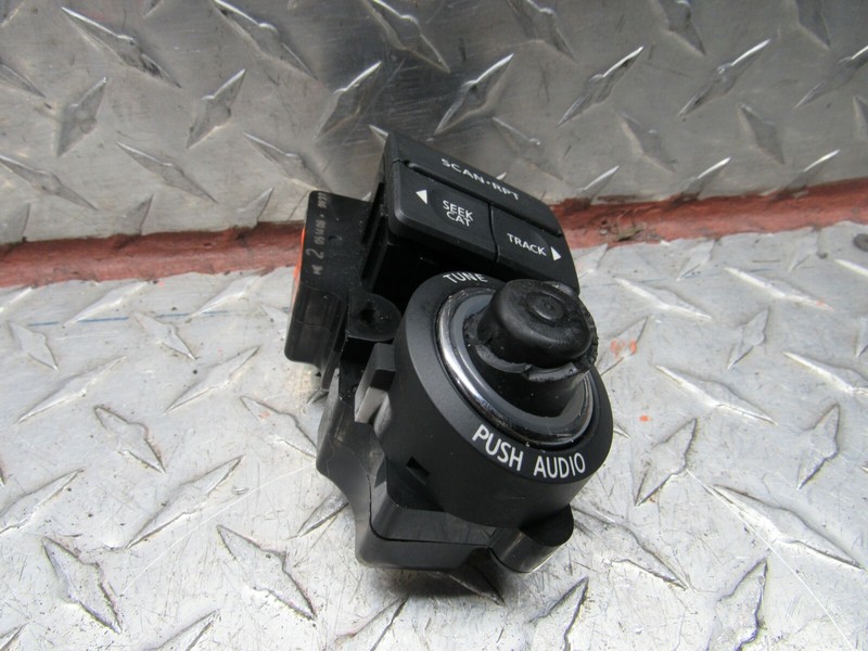 2009 NISSAN ARMADA LE PUSH AUDIO CONTROL SWITCH 8CYL 5.6L
