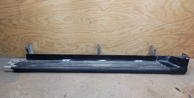 1996 - 2002 TOYOTA 4RUNNER ROCKER PANEL MOULDING SIDE SKIRT Left LH Side OEM