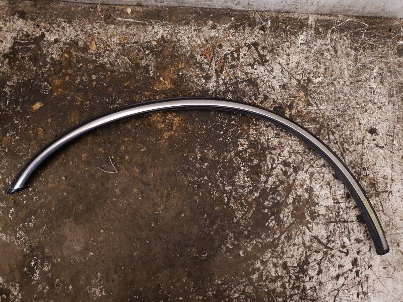 1999 TOYOTA TACOMA PRERUNNER DRIVER SIDE FRONT FENDER TRIM MOULDING