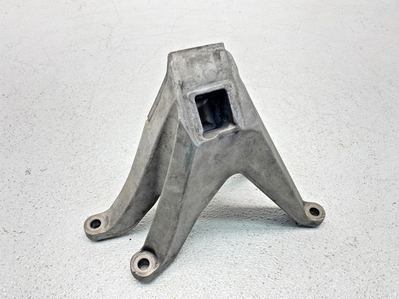 18-25 BMW F90 F92 M5 M8 X5M X6M Front Left Engine Support Mounting Bracket OEM✅