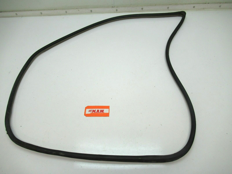 DOOR SEAL RUBBER WEATHER STRIP DRIVER SIDE FRONT ON BODY for 01 02 03 04 05 RAV4