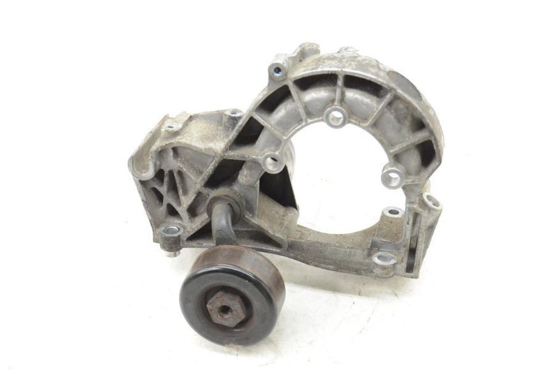 2000-2001 Porsche Boxster 986 3.2L Power Steering Pump Pulley Bracket 996102160