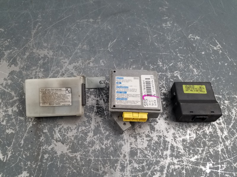 2000 99 00 Honda Civic Si EM1 Body Control Modules#2486 X2