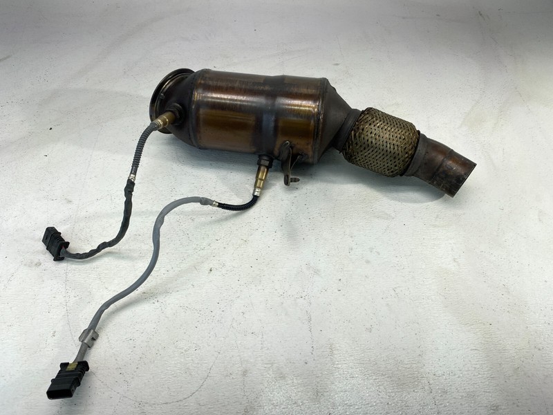 12-16 BMW F30 F32 2/3/4 Series 2.0L Engine Exhaust Manifold Downpipe Cat OEM✅