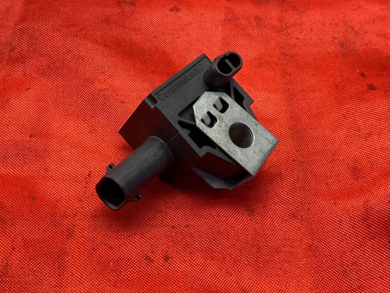 BMW F01 F02 F06 F10 F12 F25 X3 X4 X5 X6 Front Left Safety Crash Sensor Unit OEM✅