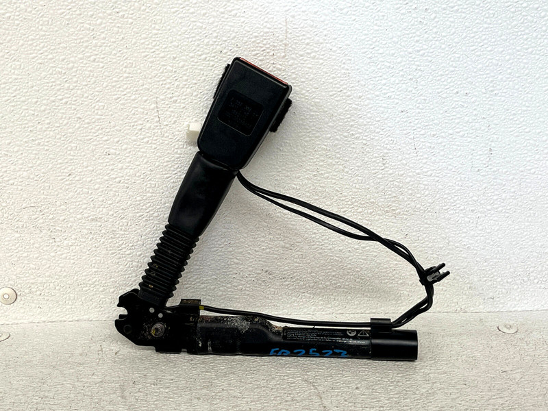 ⭐2012-2016 BMW 3-SERIES F30 FRONT RIGHT PASS SIDE SEATBELT BUCKLE OEM LOT2523