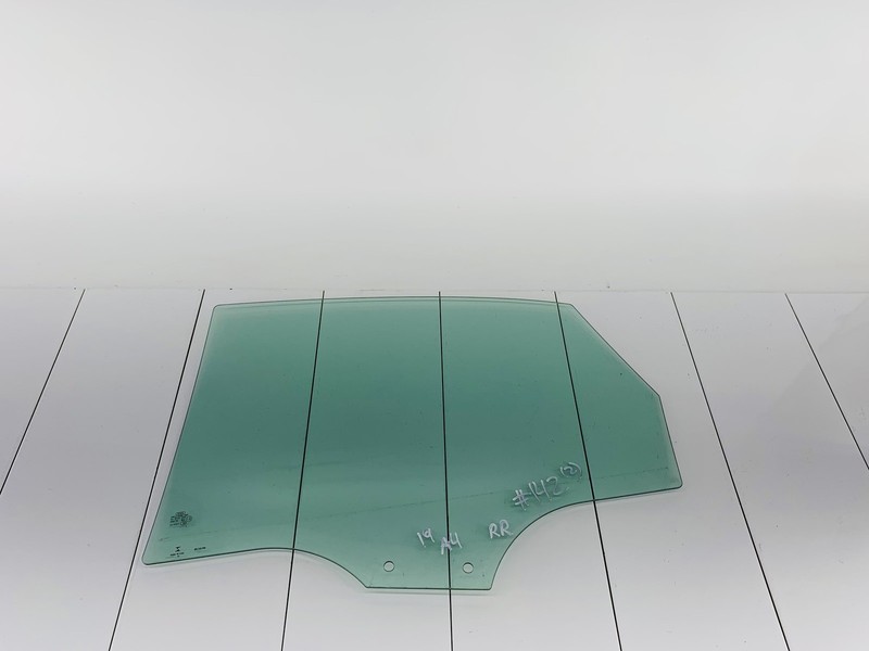 17-20 AUDI A4 B9 REAR RIGHT PASSENGER SIDE DOOR SHELL WINDOW GLASS OEM #142