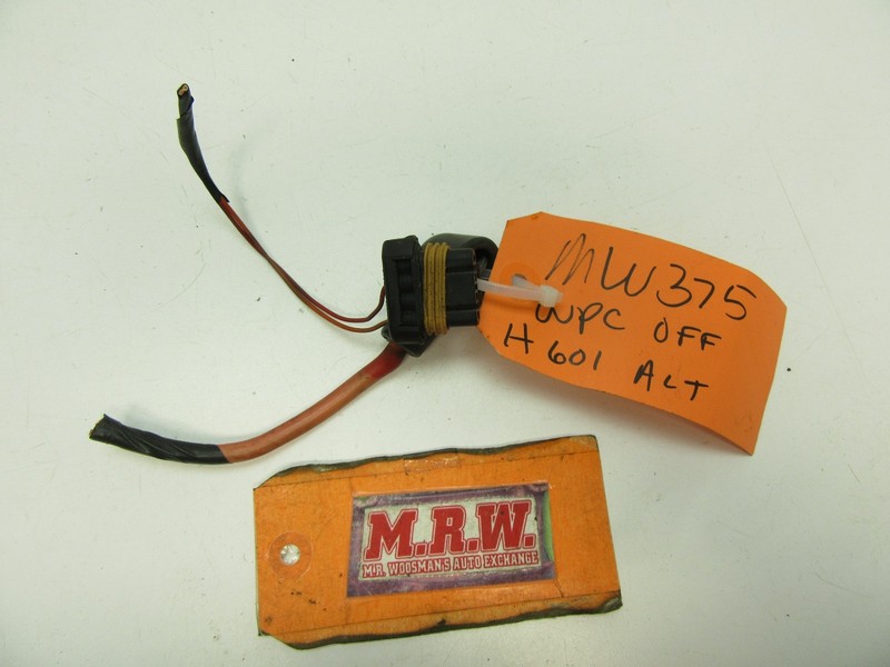 ALTERNATOR WIRE PLUG CONNECTOR HARNESS END PIG TAIL CLIP GRAND PRIX 3.8L ENGINE