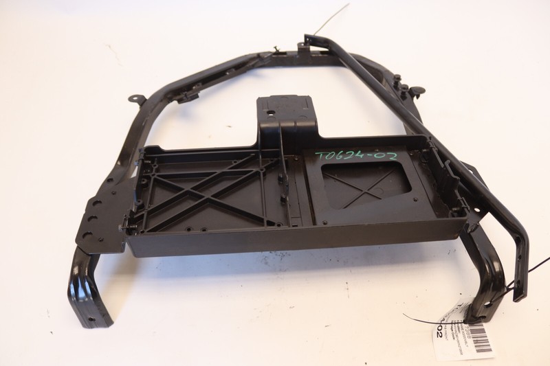 2019-2023 VOLVO VNL 760 INSIDE CAB FRONT FRAME PANEL SUPPORT 82755374 OEM