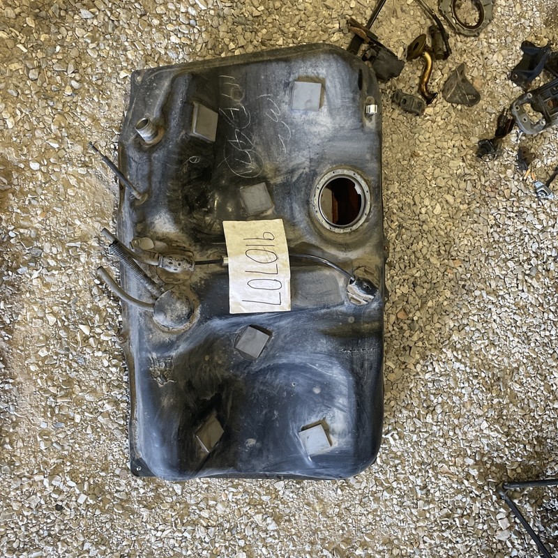 1999-2001 Lexus ES300 ES 300 OEM Gas Fuel Tank