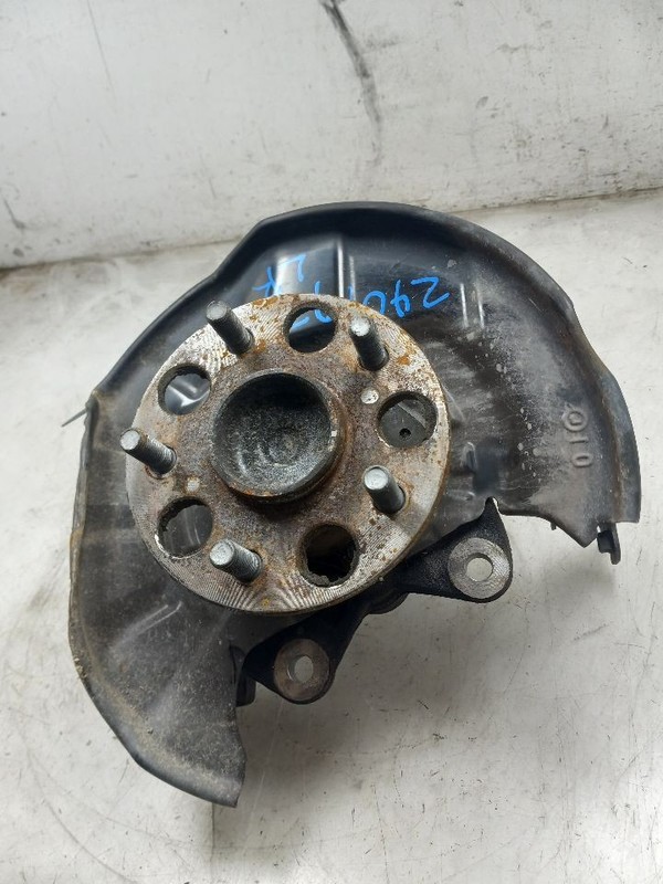 18 19 20 21 22 23 TOYOTA CAMRY XSE REAR DRIVER LEFT KNUCKLE STUB