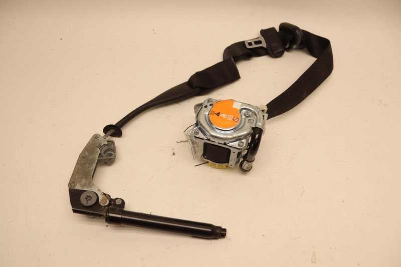 2015-2017 FORD MUSTANG COUPE FRONT RIGHT PASSENGER SIDE SEAT BELT OEM