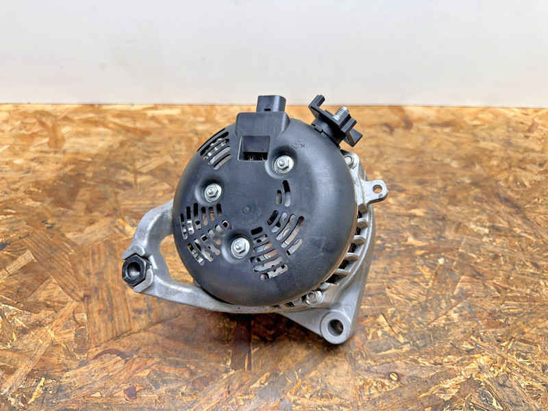 12–19 BMW F10 F30 428i X1 Z4 N20 N26 170A Denso Engine Alternator Generator OEM