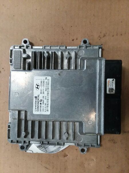 Engine ECM Electronic Control Module 2.4L Ulev 70 Fits 15-17 SONATA 491578