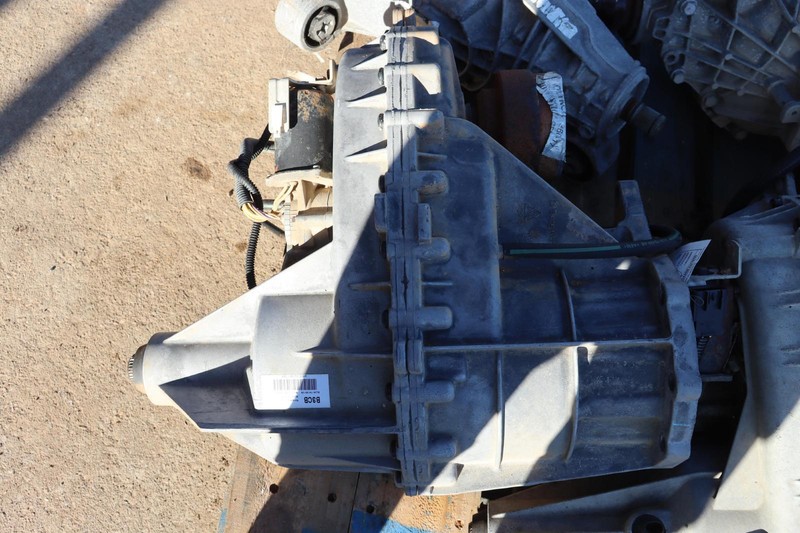 2009-2011 FORD F150 4X4 A/T TRANSFER CASE ELECTRONIC SHIFT W/O HARLEY OEM
