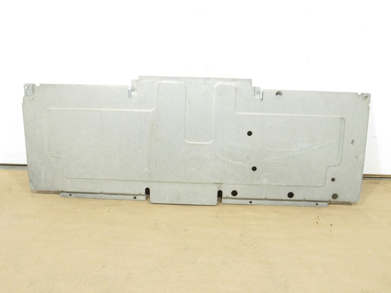 11 12 Fisker Karma 2012 Rear Underbody Plate Battery Splash Shield Guard |@2
