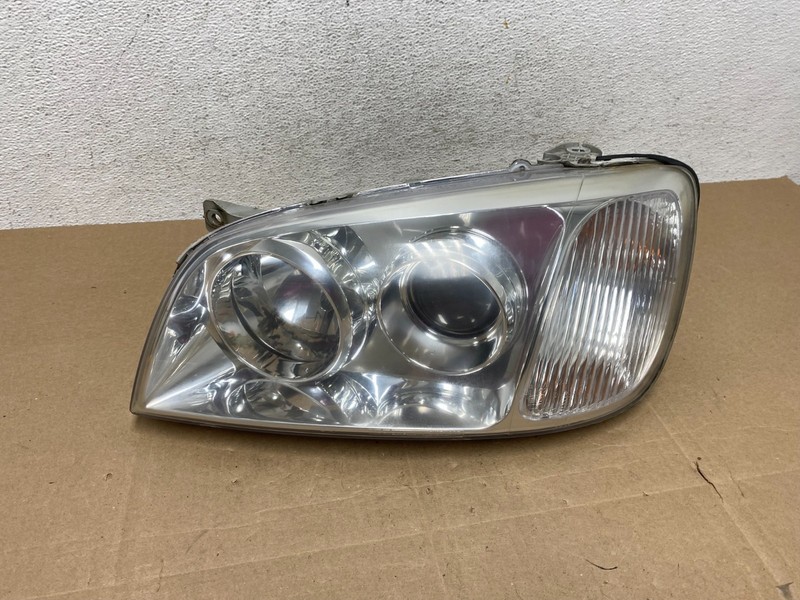 2004 2005 Hyundai XG350 XG Left Driver LH Headlight Halogen AE4947 DW
