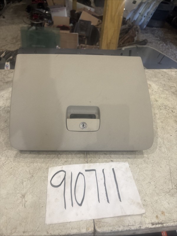 2006-2011 Cadillac DTS Glove Box