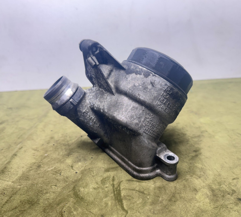 05-21 BMW E88 E90 E92 F30 F31 F36 N55 S55 Engine Oil Filter Housing Assembly OEM