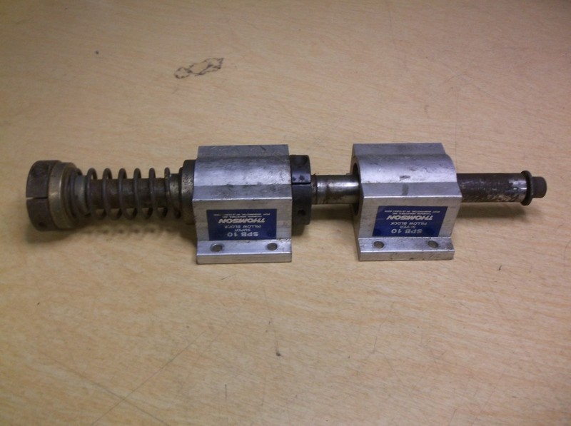 Thomson SPB 10 Super Pillow Block Liner Bearings (2) and Shaft Assembly