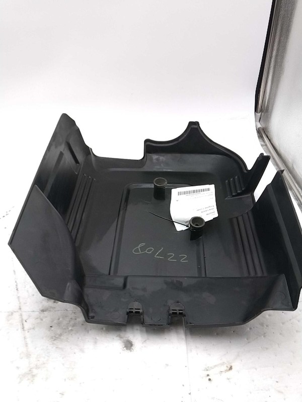 2008 Chevrolet Tahoe Engine Cover Black 2385556 Used 194K Miles OEM Quality