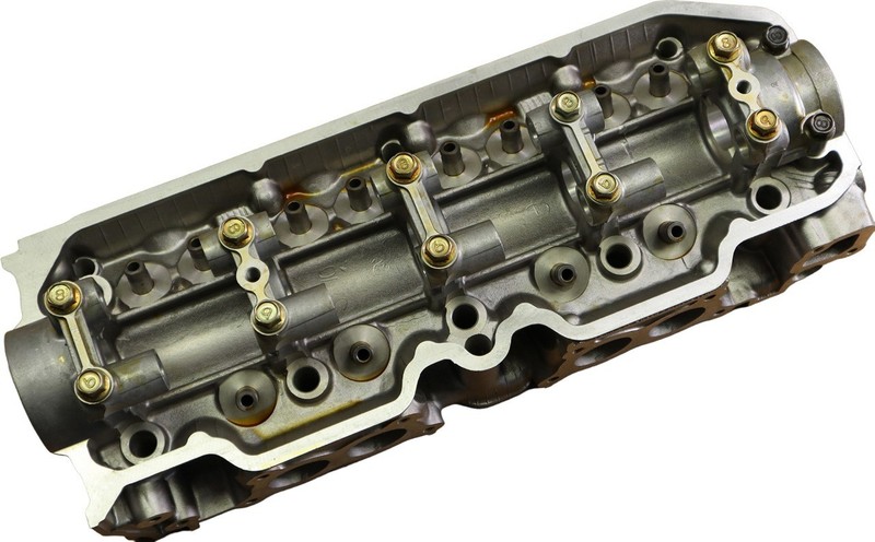 Geo 92-93 Storm-Engine Cylinder Head 94424501 1.6L 1.8L GM OEM