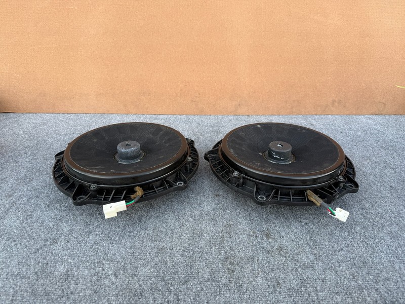 INFINITI G37 Q60 2DR 2008-2016 OEM FRONT LEFT AND RIGHT DOOR SPEAKERS BOSE SET