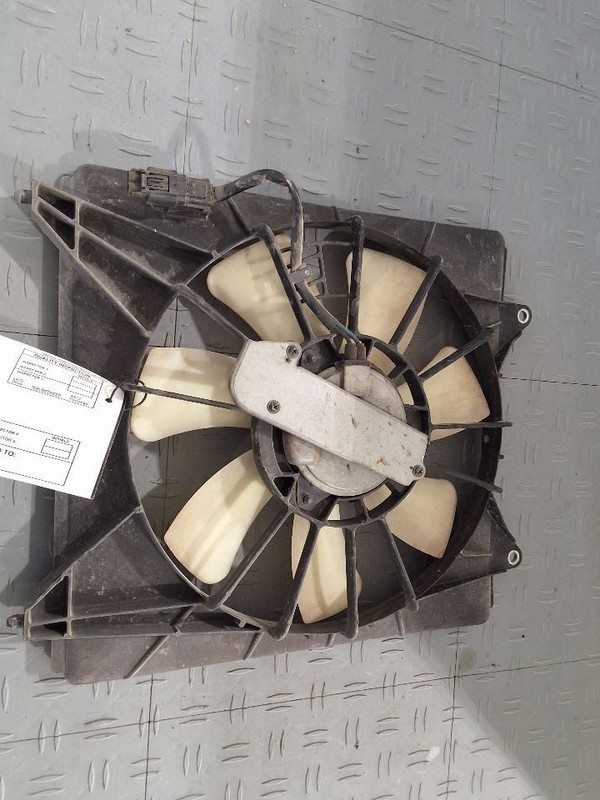 2013-2017 Honda Accord Condenser Fan Motor Fan Assembly 2.4L RH Denso Condenser
