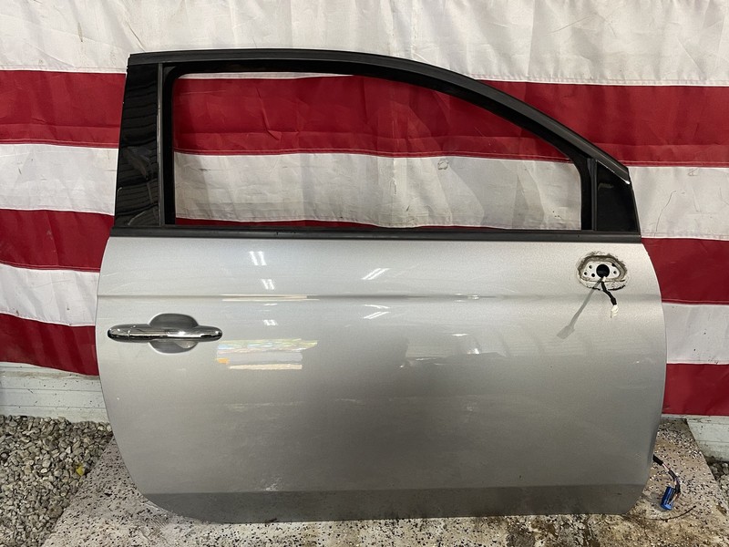 12-17 Fiat 500 Front Driver Left Door Assembly Silver PSC Tested Oem