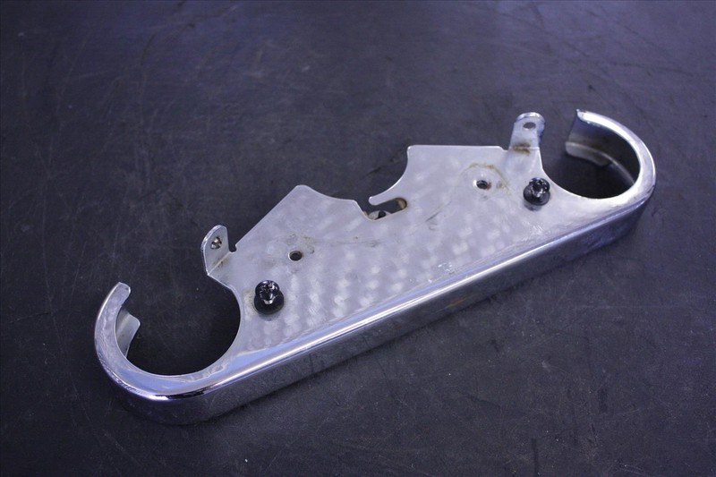 96 KAWASAKI VN 800 B VULCAN FORK UPPER TRIPLE TREE COVER TRIM PANEL VN800