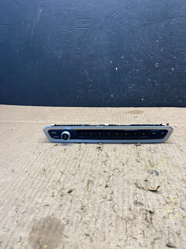 2019 to 2023 BMWX5 X6 Front Dash Radio Audio Control Panel OEM N0517 DG