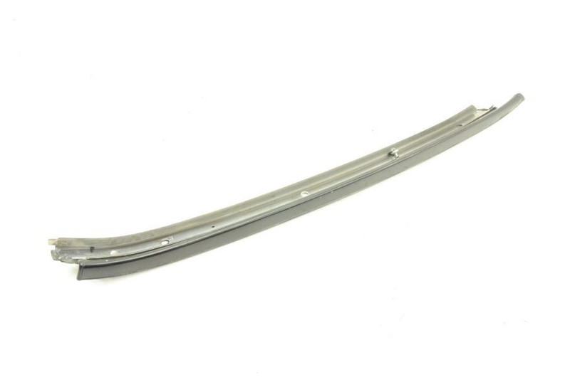 1984-1986 NISSAN 300ZX TURBO Z31 DRIVER LEFT SIDE WINDSHIELD TRIM