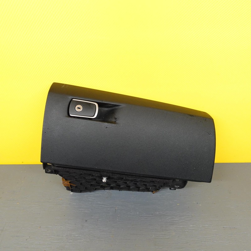 2014-2018 Bmw 435i F32 F33 F36 F32/33 Front Glove Box Compartment Assembly Black