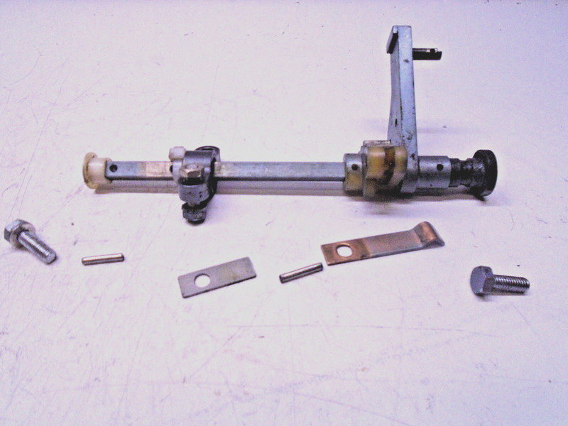 R2c Yamaha OEM Gear shift Handle, 6H4-44111-10-00 and control linkages
