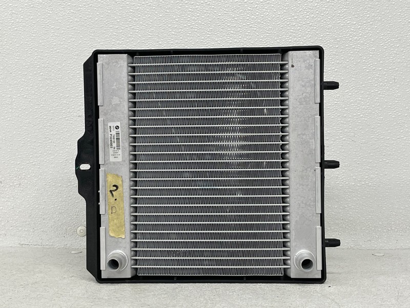 ⭐2015-2021 BMW M2 M3 M4 3.0L SECONDARY AUXILIARY ENGINE COOLANT RADIATOR OEM