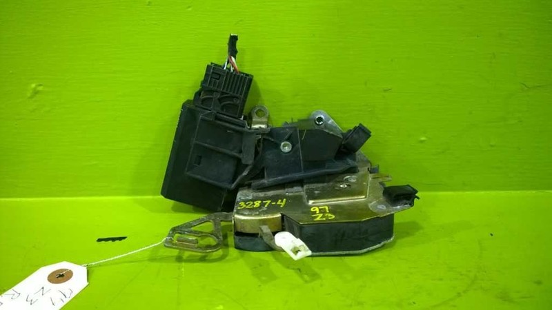 96 97 98 99 00 01 02 Z3 PASSENGER RIGHT FRONT DOOR LOCK LATCH OEM 3287-4